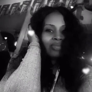 Meet your Posher, Akethia